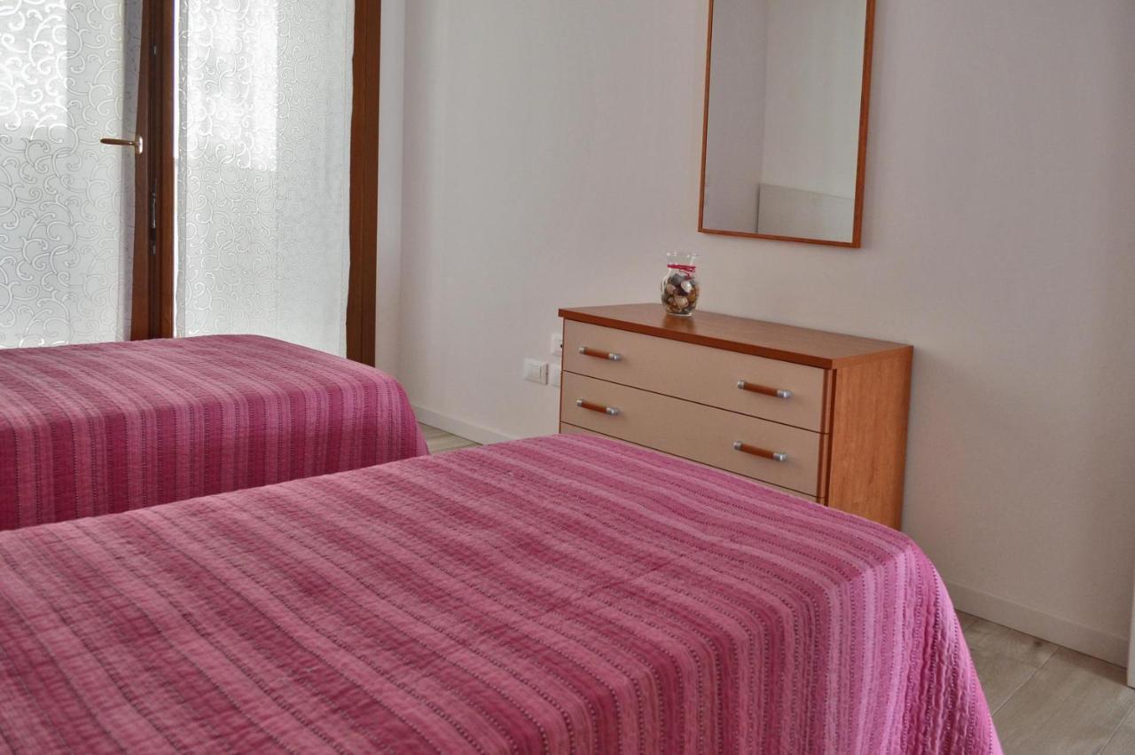 Casa Comisso Apartment Caorle Luaran gambar